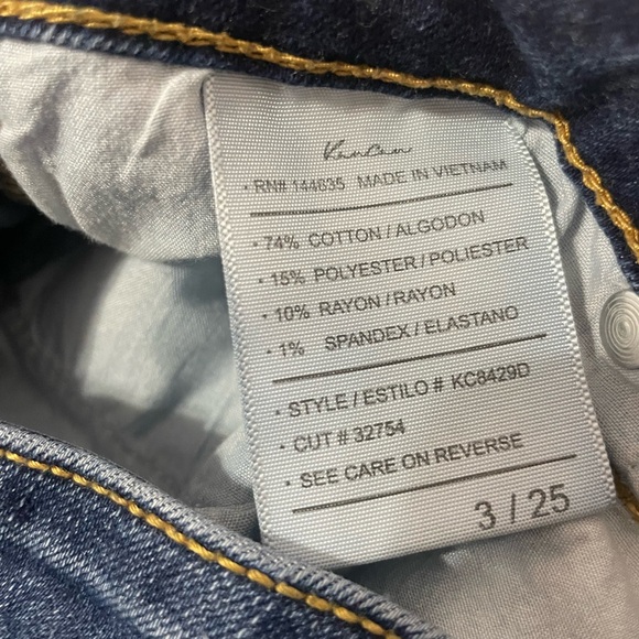 KanCan distressed hem jeans - Picture 4 of 4